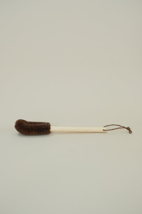 Tawashi Brush with Handle - Medium
