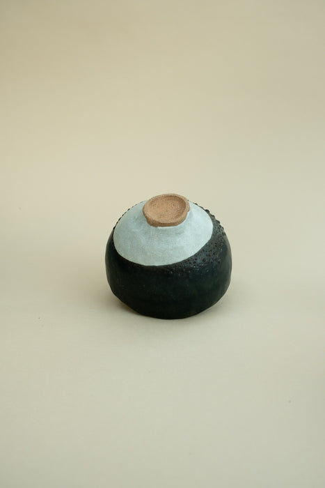 Chawan Matcha Bowl - Textured Black, White 1