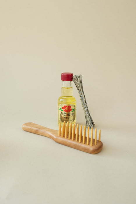 Tsuge Boxwood Hair Brush Set